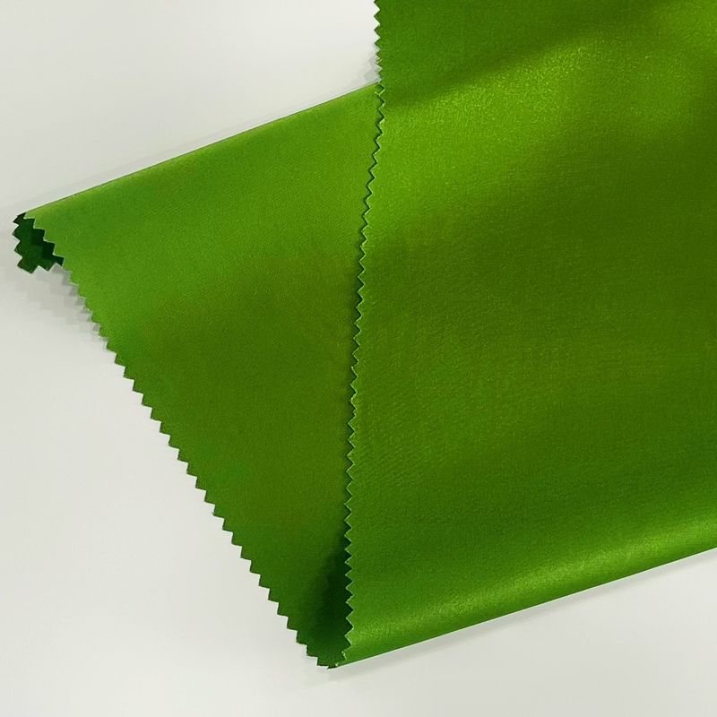Polyester elastische satine chiffon stof 50D*50D+20D 92GSM Voor jurken en jurken