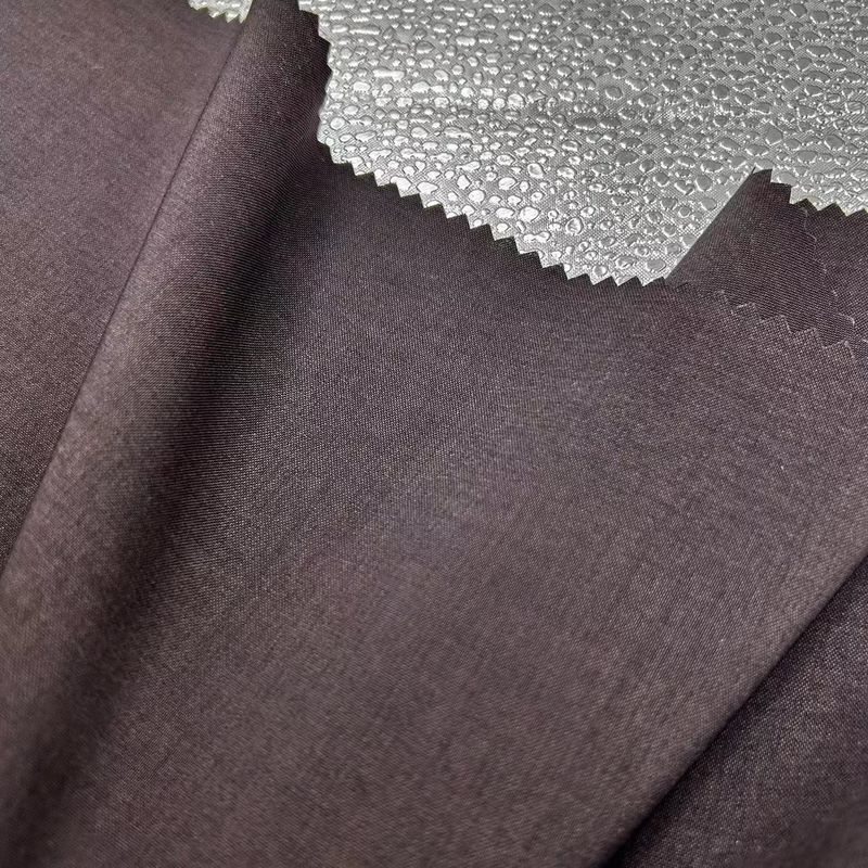 Recycled warp gebreide polyesterstof elastane plain weefsel 170D*170D+40D Voor kleding