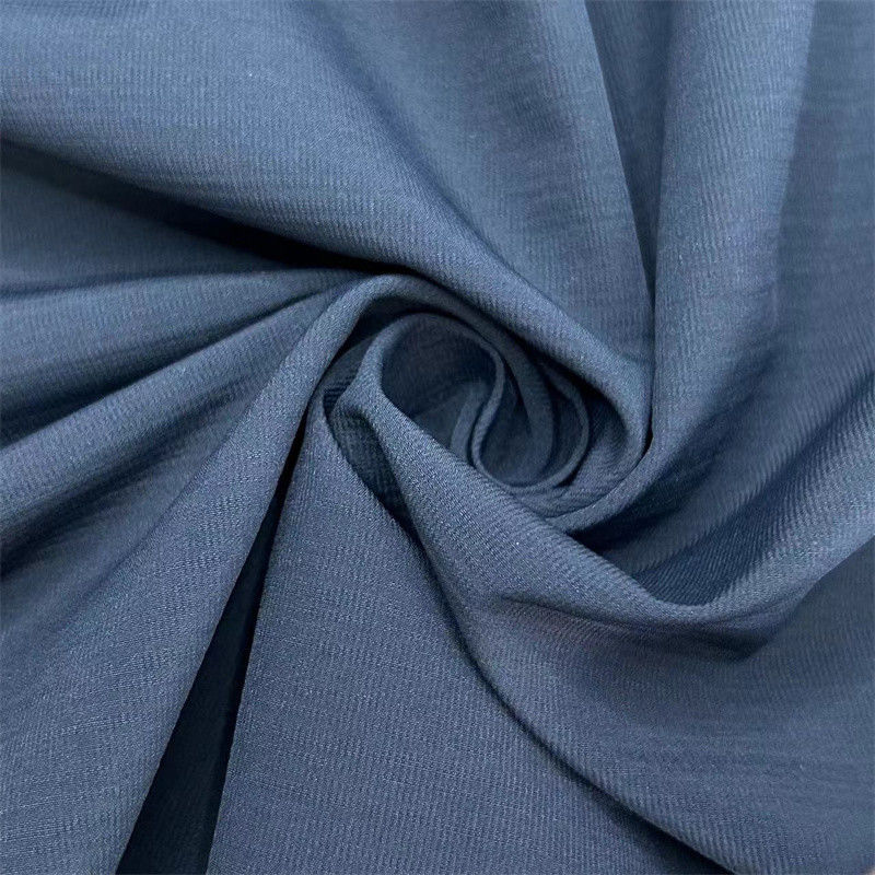 Recycled Polyester Seersucker Stof Low Stretch T400 Linnen als textuur voor outdoor kleding