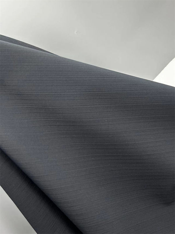 Recycled Polyester Seersucker Stof Low Stretch T400 Linnen als textuur voor outdoor kleding
