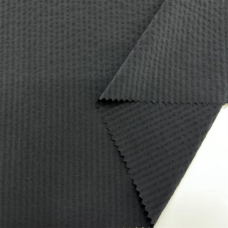 70D Nylon Vierzijdige Elastische Bubbel Verticale Streep Spandex Stof 70D+70D+40D*70D+40D Oppervlak heeft een bubbelachtige hobbelige textuur